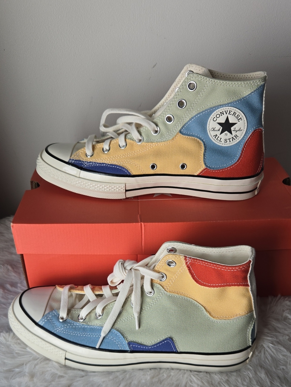 Converse Chuck 70 Hi Patchwork Sneakers  Style A03292C  Mens US 10 View 4